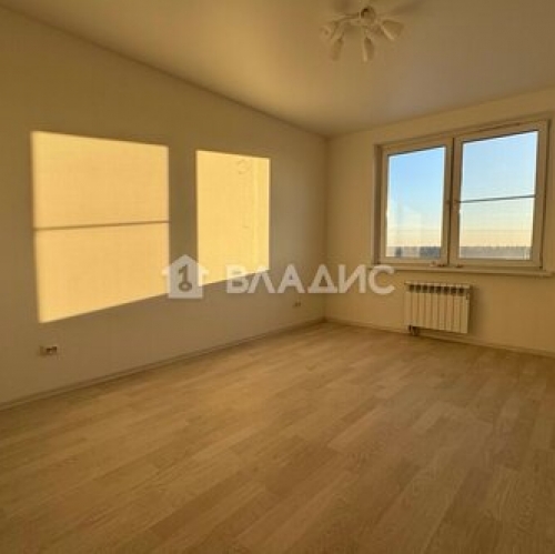 3-комн квартира Кварцевая ул,  д. 5 к3