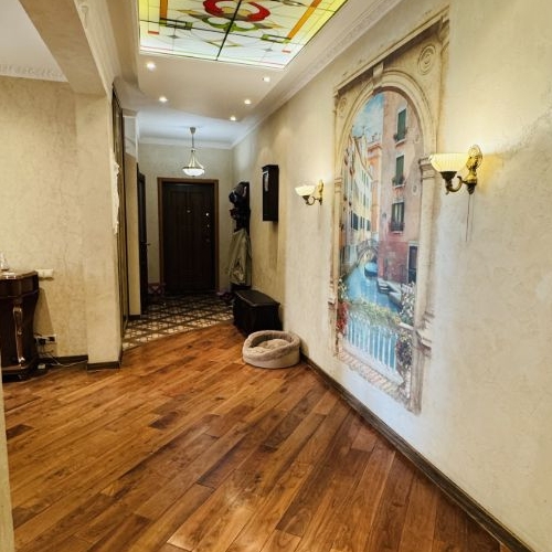 3-комн квартира Мытищи, улица Комарова, 2к2