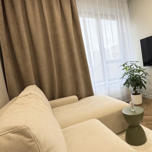 2-комн квартира улица Василисы Кожиной, 13