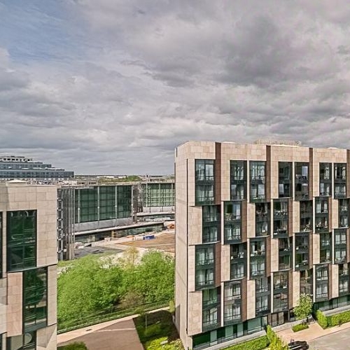 4-комн квартира Заречье пгт, улица Весенняя, 2к1