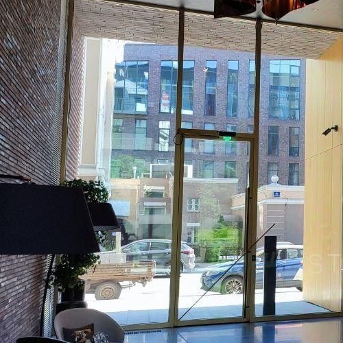 3-комн квартира Тессинский переулок, 1