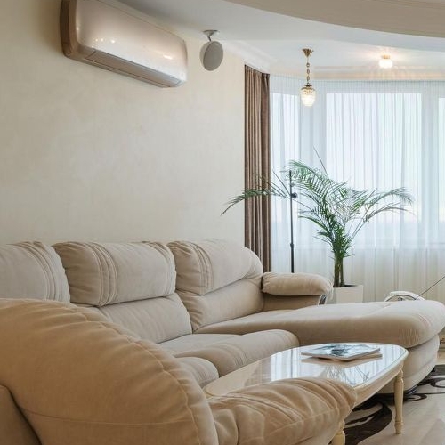 4-комн квартира Дзержинский, улица Бондарева, 5