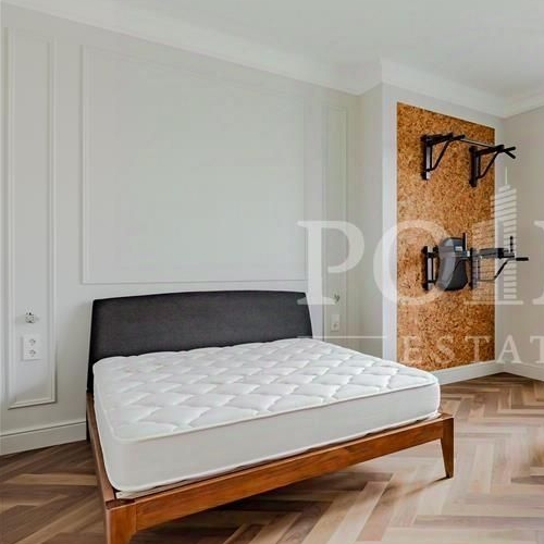 4-комн квартира Краснобогатырская улица, 90С22