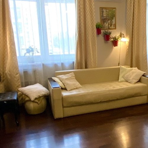 Студия Изумрудная улица, 18