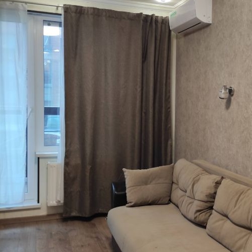 1-комн квартира д. Красный Поселок, улица Конюхова, 20