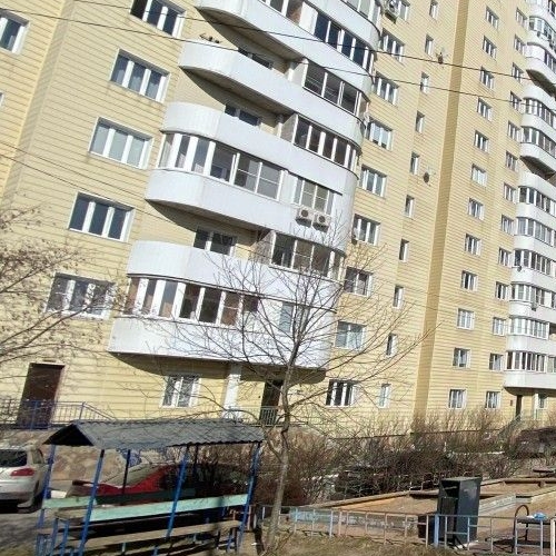 3-комн квартира Южный мкр, Звенигород, улица Радужная,  д. 12